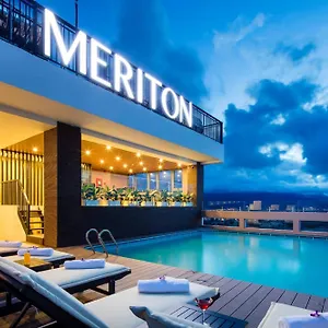 Отель Meriton, Нячанг
