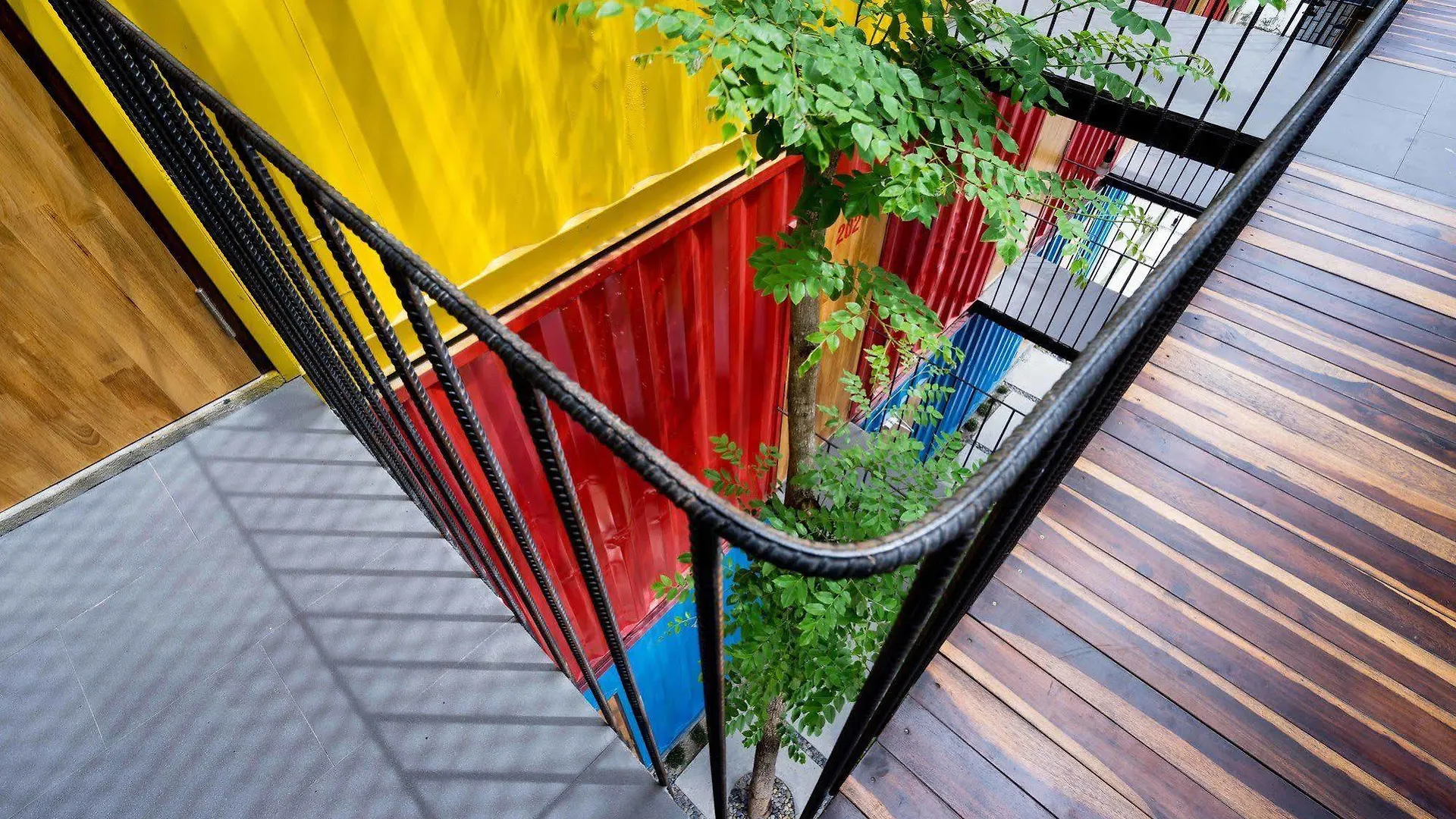 Ccasa Hostel Nha Trang 0*,  Vietnam