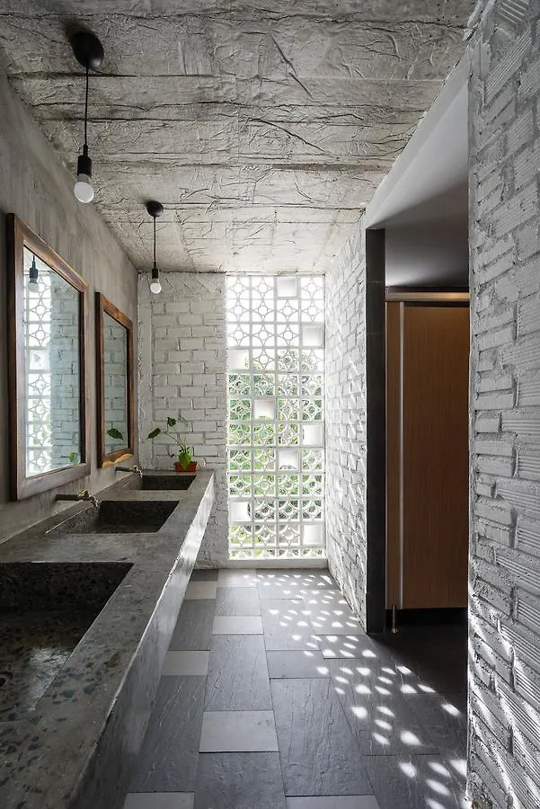 Ccasa Hostel Nha Trang 0*,